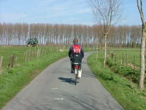 Canals and farmlands make for easy cycling after a beery lunch